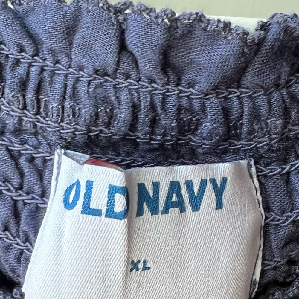 Old Navy - XL - Women's Navy Blue Embroidered Top - Picture 3 of 6